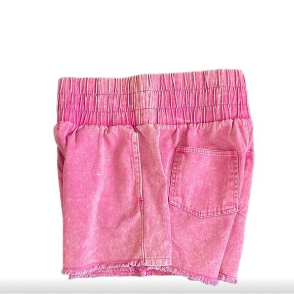 HOT Pink acid wash💘 shorts (L) - Picture 4 of 8